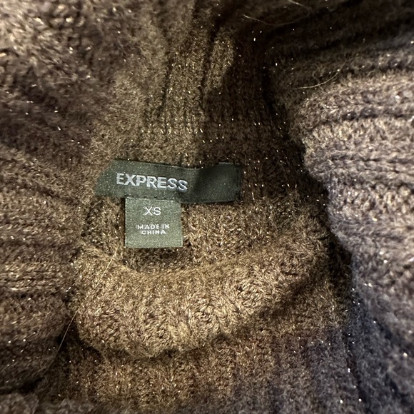 Brown sparkle turtleneck size XS - Picture 2 of 3